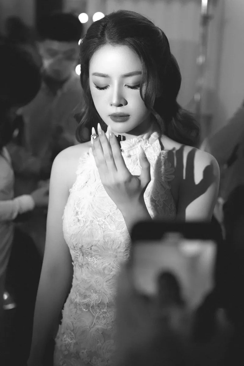 Bí mật chiều cao thật sự của DJ Mie cao bao nhiêu đây