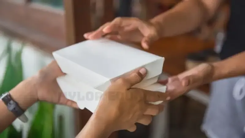 Giấc mơ thấy người ta cho đồ ăn