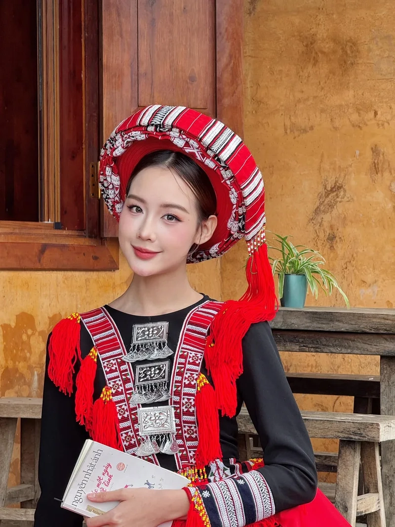 Hoa hậu Lê Nguyễn Bảo Ngọc học trường nào khiến nhiều người tò mò