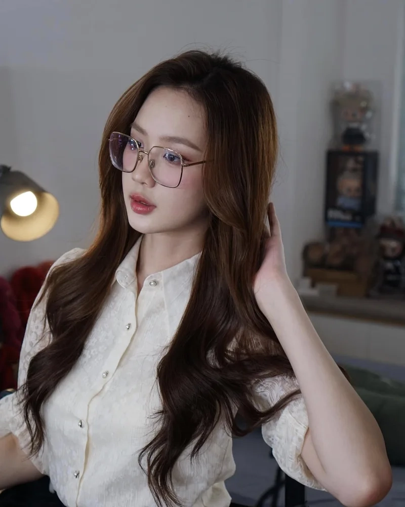 Lê Nguyễn Bảo Ngọc height có thật sự chạm ngưỡng 1m85