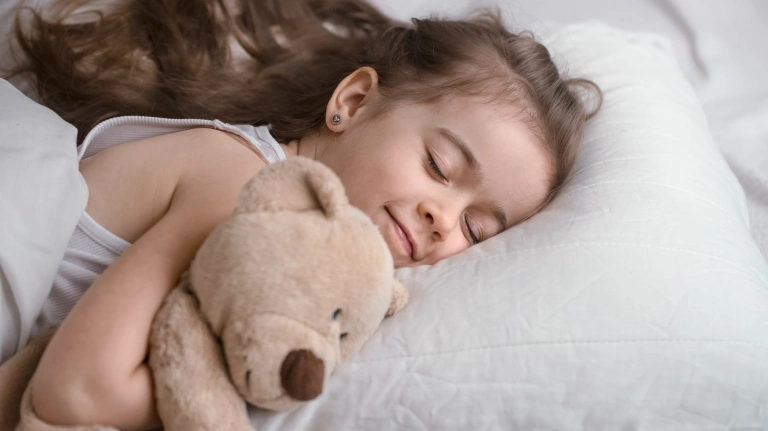 Mẹo Trị Ho Cho Bé Toàn Diện: Giải Pháp An Toàn Cho Trẻ Sơ Sinh Đến 5 Tuổi