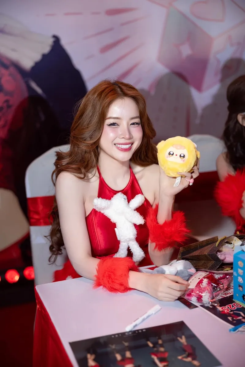 Mừng DJ Mie sinh nhật cùng loạt khoảnh khắc đáng yêu