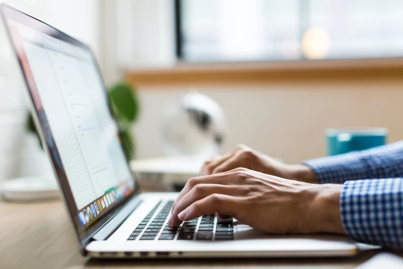 Nhiều người thắc mắc có mấy quy tắc an toàn khi sử dụng internet