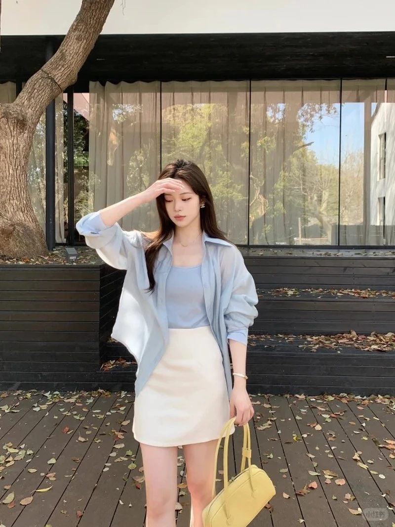 Vibe tươi mới của gái mặc váy ngắn trẻ trung cực hút mắt